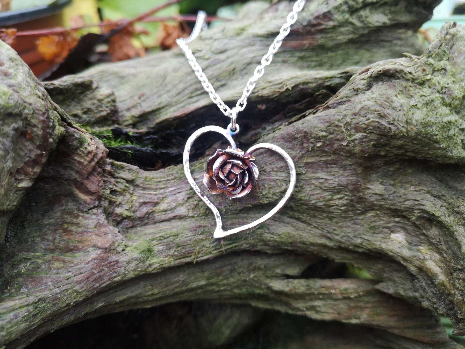 The rose heart bespoke pendant by Irish jewellery designer Elena Brennan