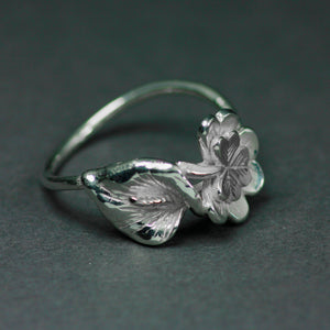 Sterling Silver Lily Ring detailing from the side, handcrafted Irish Jewellery from Cavan.