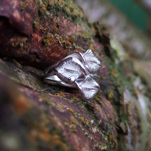 Trinity sterling silver lily ring from the Mise Éire collection, handmade in Ireland.
