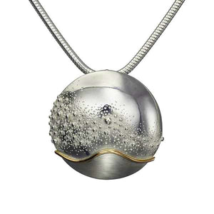 Cúrsa an tSaoil  large domed pendant with a shiny Silver finish.